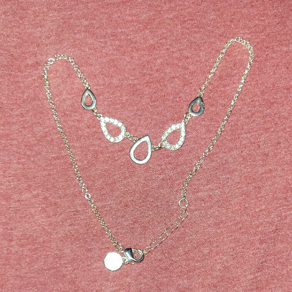 Liz Claiborne Silver Necklace Set with Teardrop Pendants